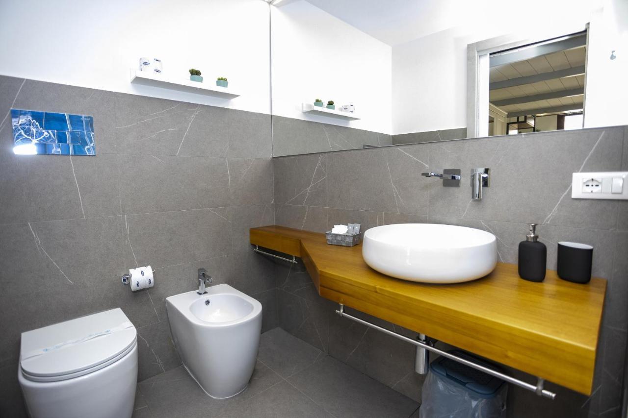 Acquaro Suite Apartments San Vito Lo Capo Oda fotoğraf